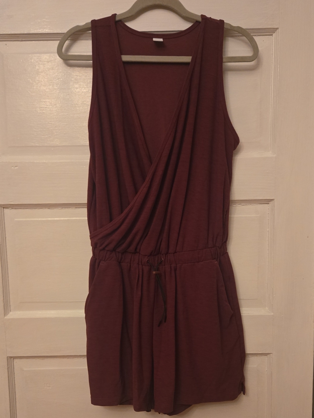 Old Navy Breathe On Sleeveless Romper Burgundy Medium